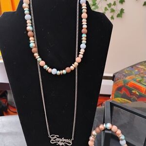 Elegant Beaded Necklace and Bracelet Set